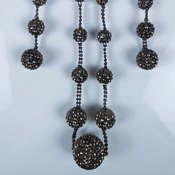 LIKE NEW Sparkly Ball Necklace & Earring Set - Picture 2 of 7